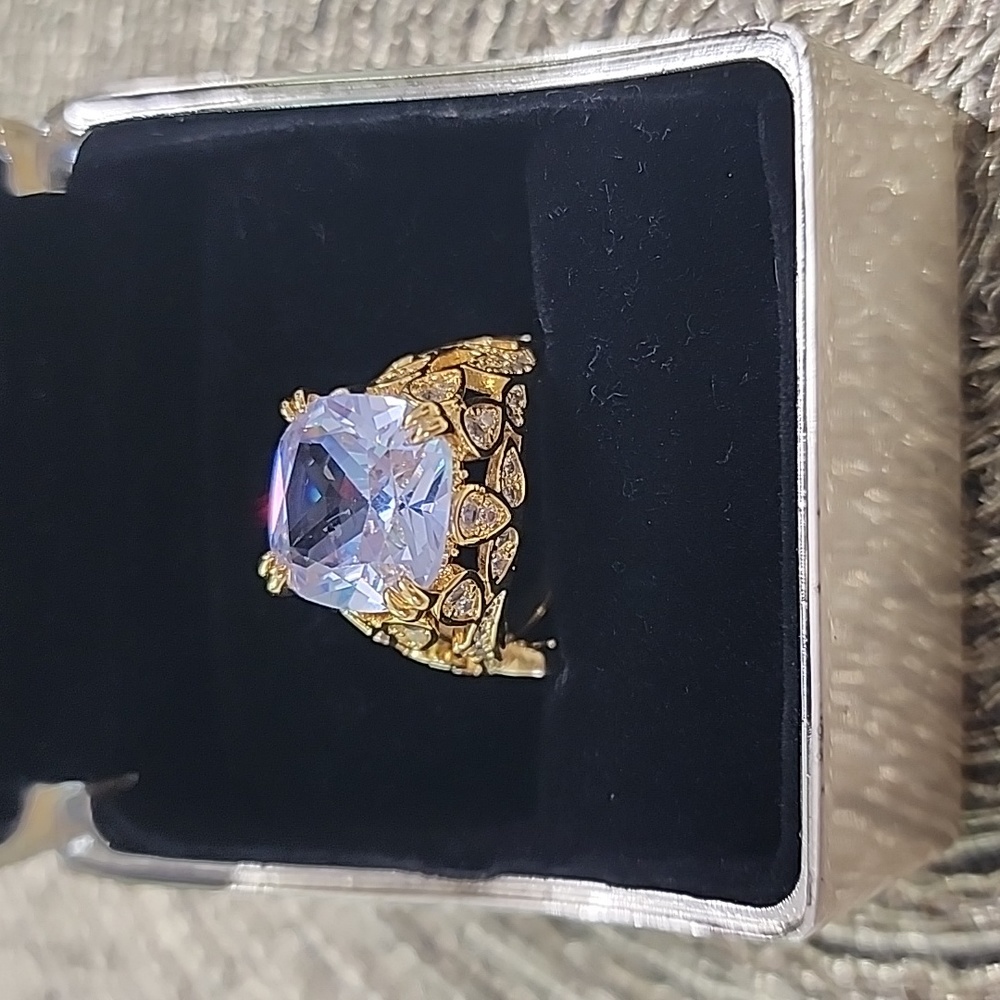 RING size 6